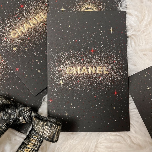 CHANEL pack of 5 Holiday/greeting cards - Picture 2 of 5